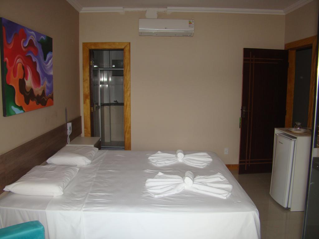 Hotel Paraiso Das Aguas Tucano Habitación foto